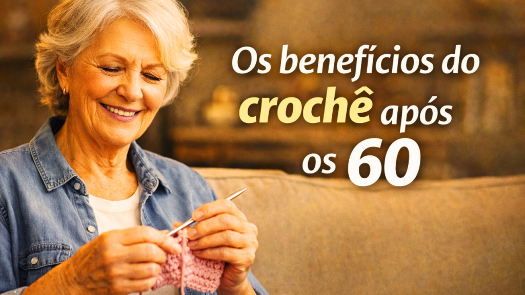 Mulher fazendo crochê